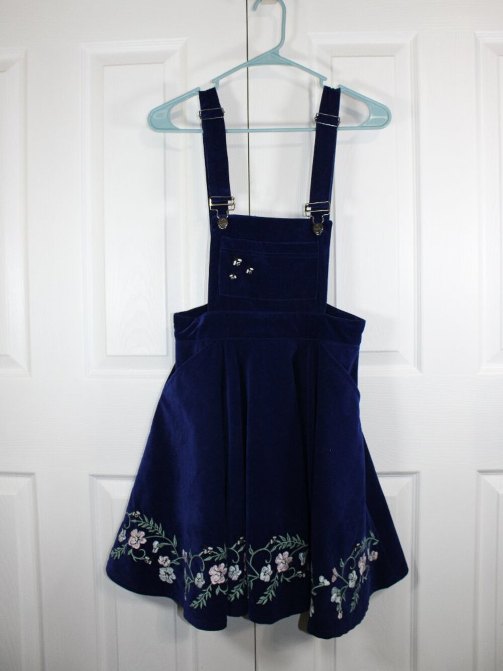 Critical Role Beauty of Exandria: The Archives - Jester Lavorre Overall Dress